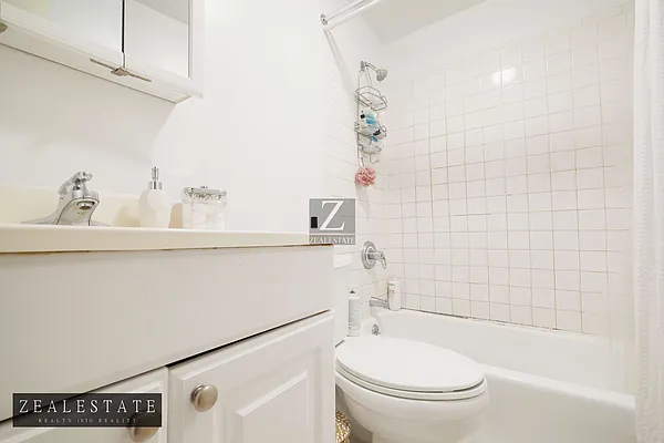 Rented by ZealEstate Group Inc | media 36