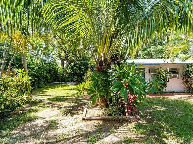 713-717-721 SW 13th Ave — Photo 17