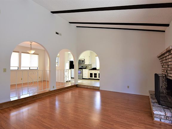 4th image of 172 La Mancha Dr