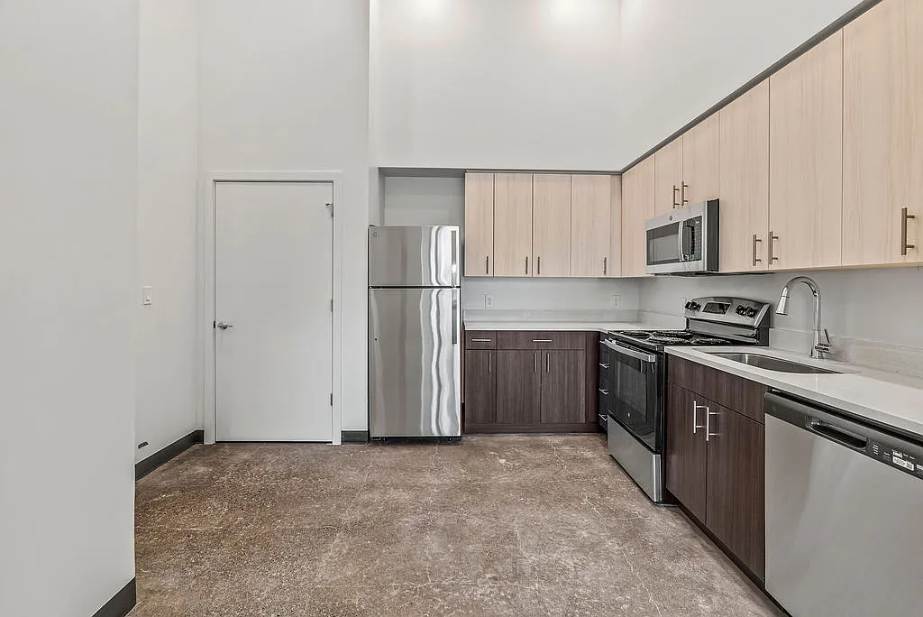 The Buckley at Lents — Photo 4