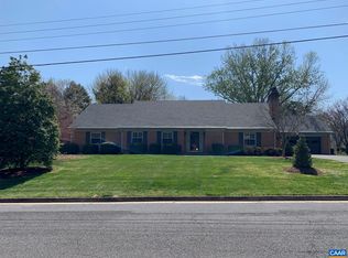 1281 Sunset Ln, Waynesboro, VA 22980