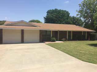 425 Ridgewood, Enid, OK 73701