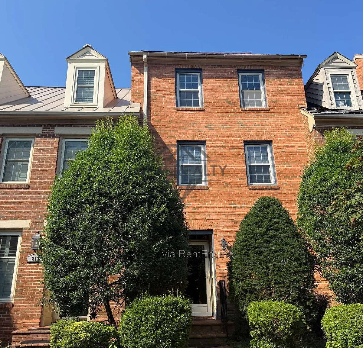4 bed, 3.0 bath, 1932 sqft, $2,900 — Photo 1