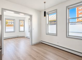 192 Beach 96th St #1, Far Rockaway, NY 11693