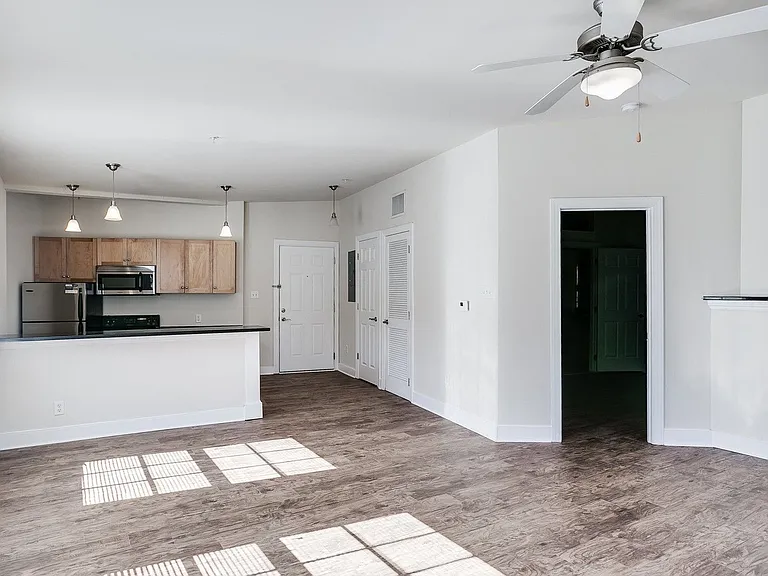 The Corner Lofts — Photo 205