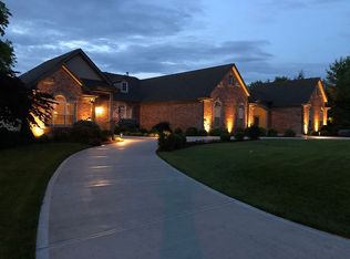 4727 Crosshaven Dr, Weldon Spring, MO 63304