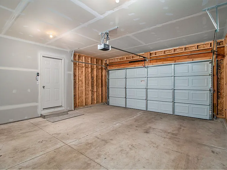 4461 Soya Ave — Photo 16