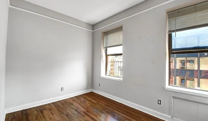 Rented by Compass | media 18