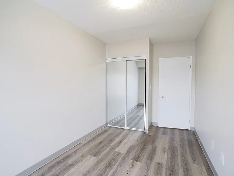 239 Auburn Dr #804 — Photo 9