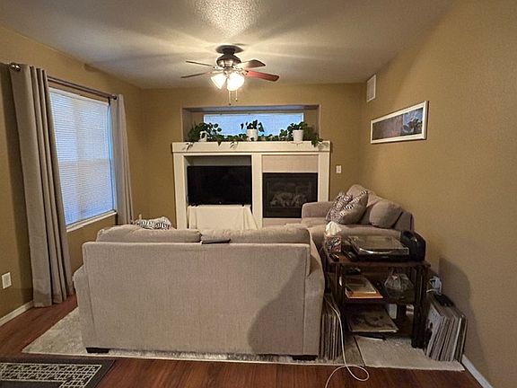 4th image of 5472 Butterfield Dr