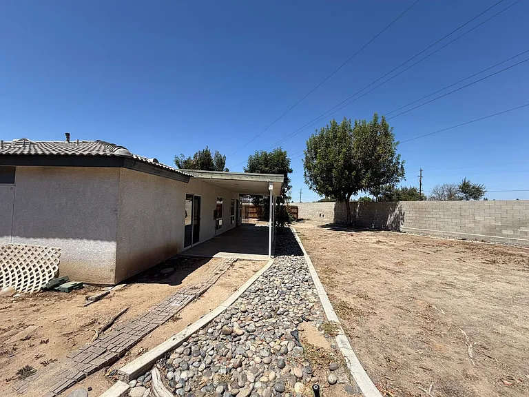 5800 Potenza Ln — Photo 49