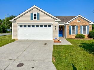 1594 Heather Trace Ln, Winston Salem, NC 27127