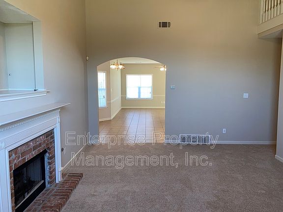4th image of 10204 Sutton Ridge Ln