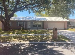 3825 Parkside Dr, Valrico, FL 33594