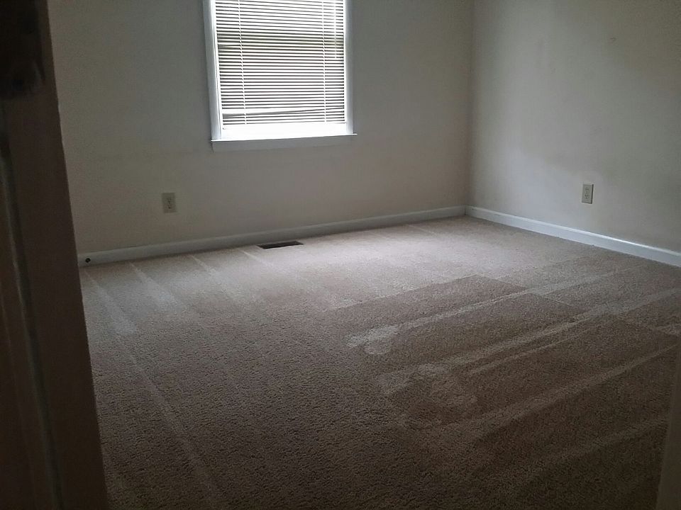 2nd image of 7225 Shady Grove Ln