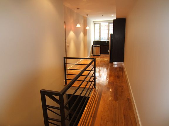 3rd image of 199 Humboldt St APT 1