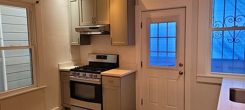 1st image of 1783 Hayes St