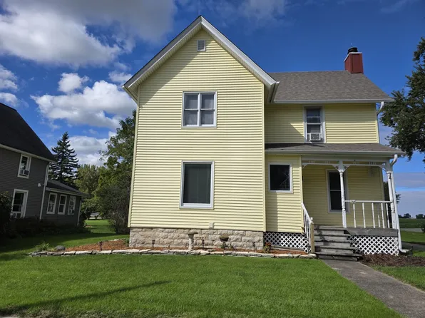 244 Maple St, Sublette, IL 61353