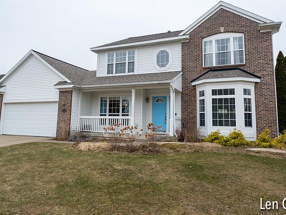 3rd image of 5423 E Heathwood Dr SE