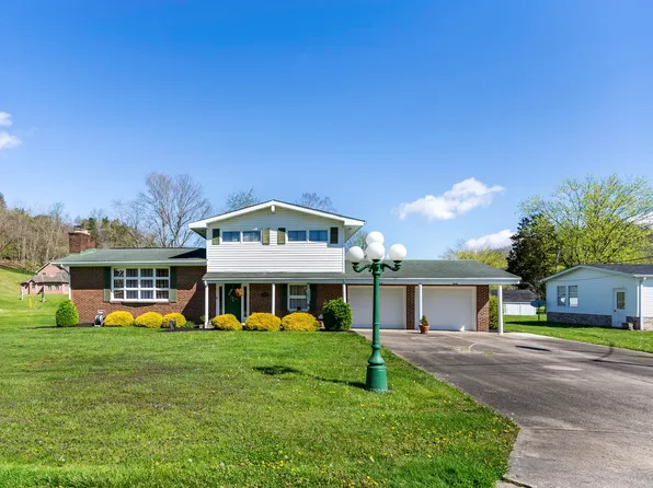 457 Lynn Oak Dr, Lavalette, WV 25535