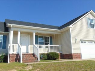 5326 Wallbrook Dr, Fayetteville, NC 28306