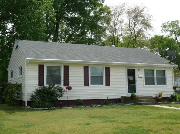 107 Wootton Rd, Sandston, VA 23150