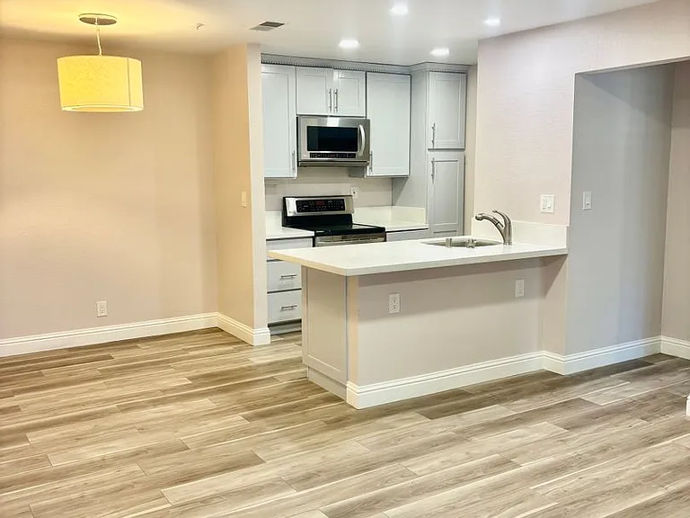 1310 Walden Rd #6 — Photo 3