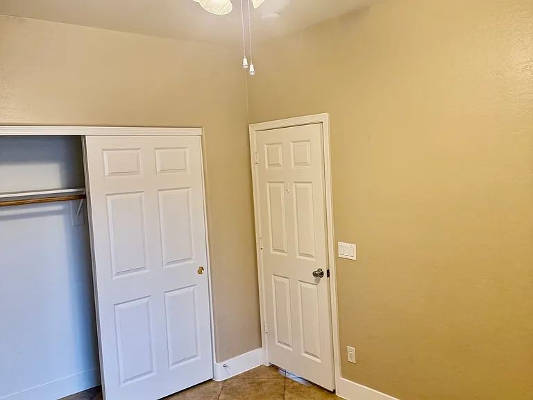 40148 N Perrone St — Photo 55