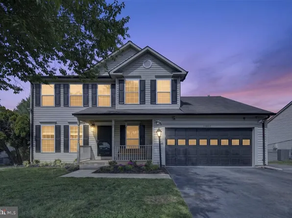 13802 Mapledale Ave, Woodbridge, VA 22193