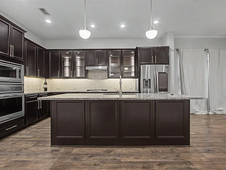 19718 Shinnery Ridge Ct — Photo 3