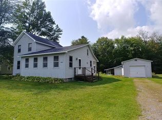 7243 Vienna Rd, North Bay, NY 13308