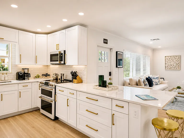 240 Santa Lucia Dr — Photo 5