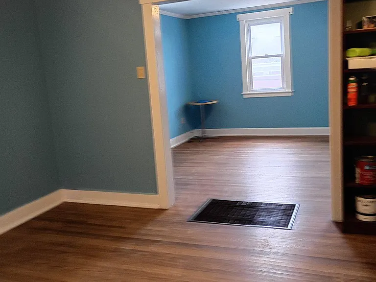350 Bedford St — Photo 2