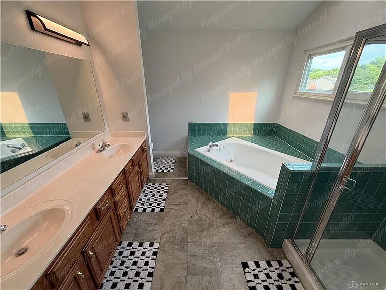 4179 Spruce Wood Dr — Photo 32