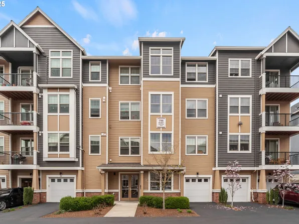 17181 SW Snowdale St Unit 204, Beaverton, OR 97007