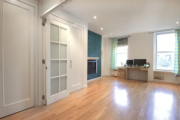 Sold by Oxford Property Group | media 2