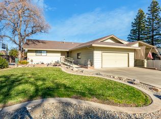 2466 Marinda Way, Redding, CA 96001