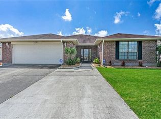 374 Moonraker Dr, Slidell, LA 70458