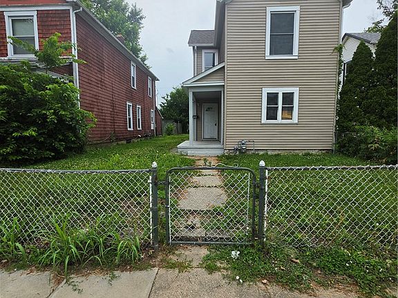 5th image of 125 Baltimore St