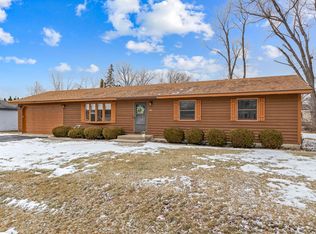 7106 Seminole Dr, Wonder lake, IL 60097