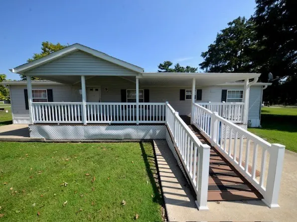 204 S Main St, Belle Rive, IL 62810