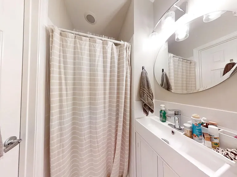 560 Sherwood Dr — Photo 26