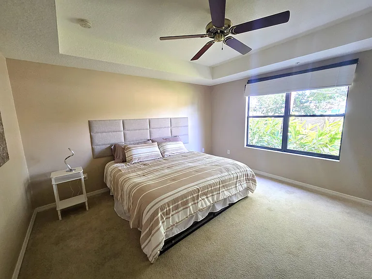 4005 Overture Cir — Photo 8