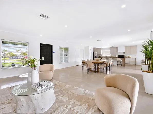 1119 N 46th Ter, Hollywood, FL 33021