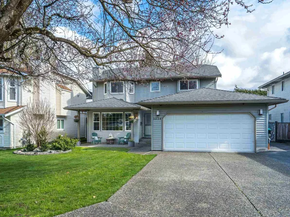 5054 207th St, Langley, BC V3A 7T8