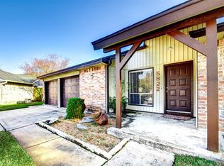 5822 Oaklynn Dr, Spring, TX 77373