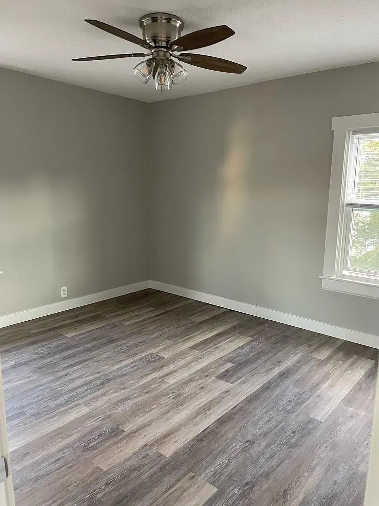 155 Glasgow St — Photo 3