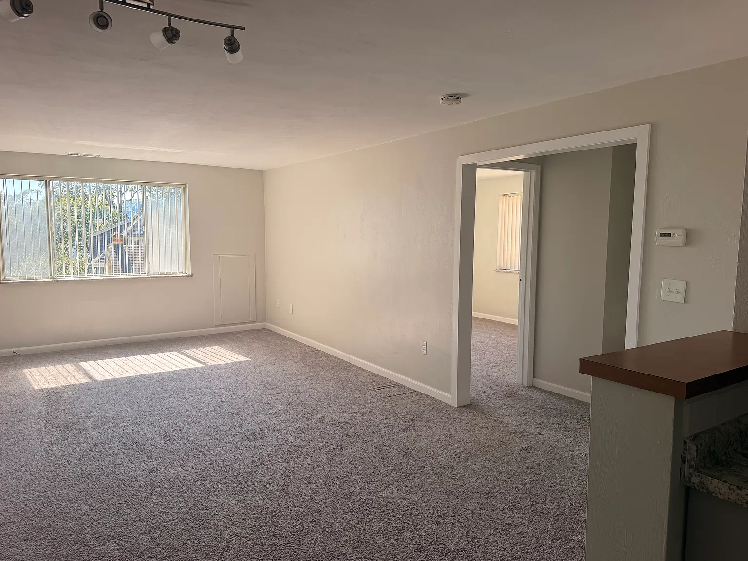2 bed, 100 sqft, $1,395 — Photo 2