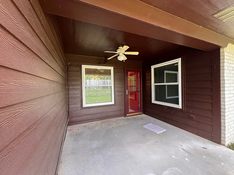 309 Laird Ln #105 — Photo 17
