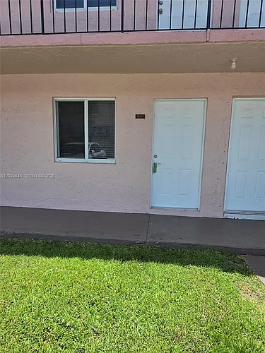 2154 W 60th St #12111 Photo 1